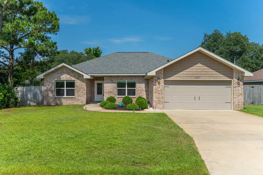 2237 Chapparel Street, Navarre, FL 32566