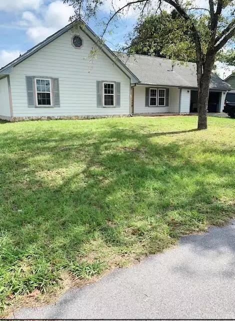 Crestview, FL 32536,604 Moss Drive