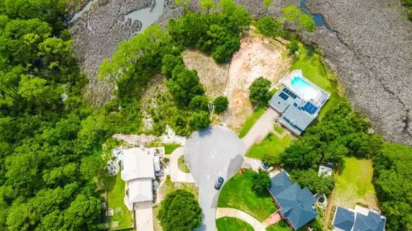 Mary Esther, FL 32569,416 Emerald Court