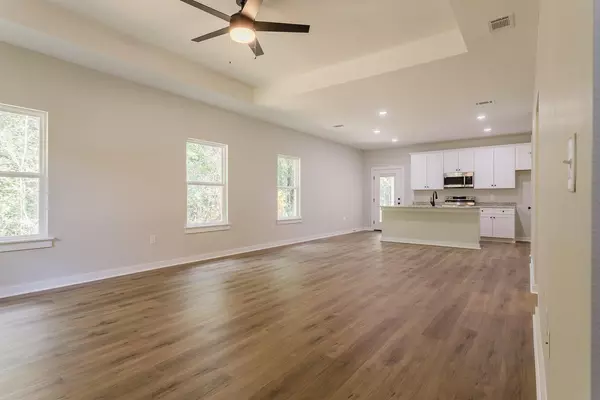 Crestview, FL 32539,3152 Auburn Road