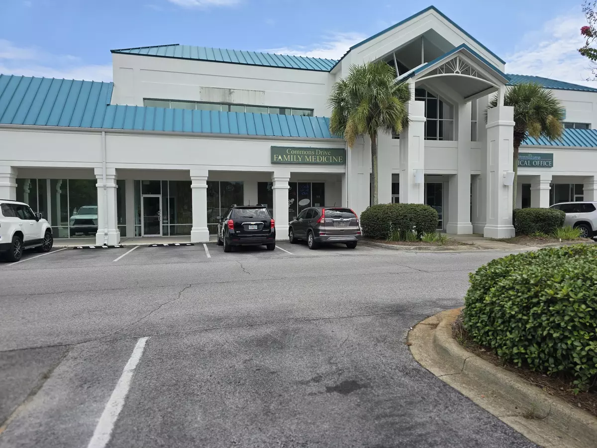 Destin, FL 32541,4012 W Commons Drive  #114