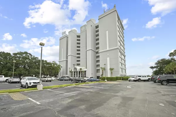 Destin, FL 32541,320 Harbor Boulevard  #502