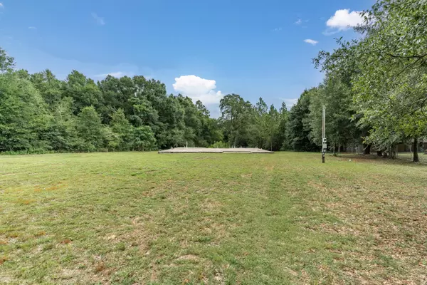 Crestview, FL 32536,5985 Staff Drive