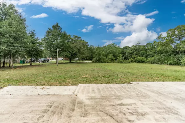 Crestview, FL 32536,5985 Staff Drive