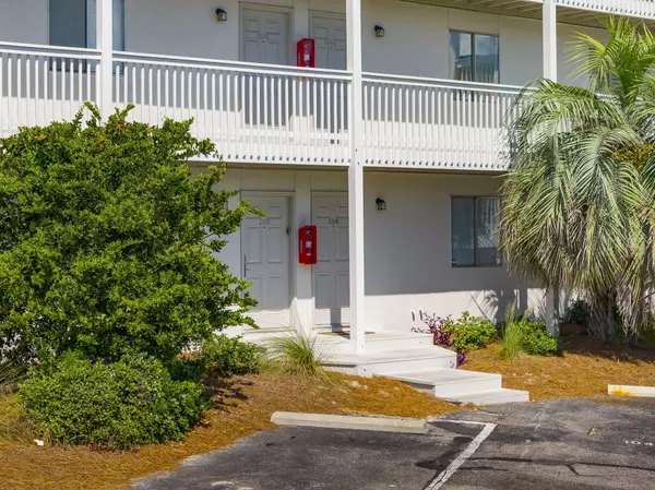 Destin, FL 32541,485 Gulf Shore Drive  #103