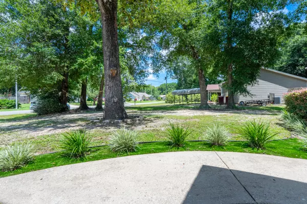 Crestview, FL 32539,512 Hyde Park Drive