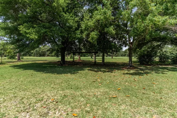 Fort Walton Beach, FL 32547,631 NE Country Club Avenue