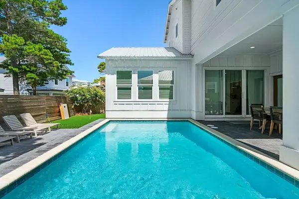 Miramar Beach, FL 32550,22 Ruth Street