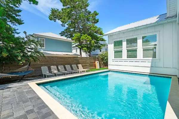 Miramar Beach, FL 32550,22 Ruth Street