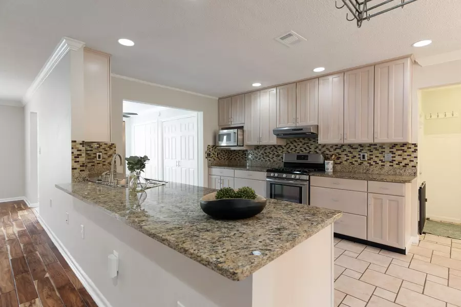11 Eglin Drive, Shalimar, FL 32579