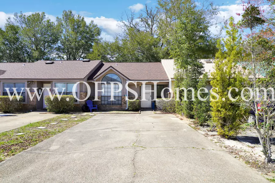 8 NW Viking Drive  #APT C, Fort Walton Beach, FL 32548