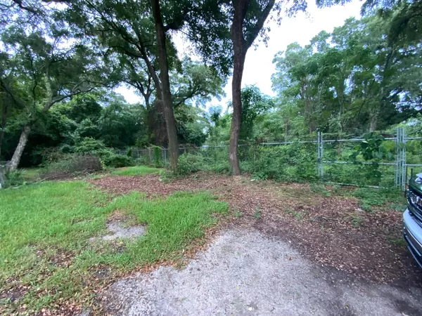 Fort Walton Beach, FL 32547,000 Pop Cole Road