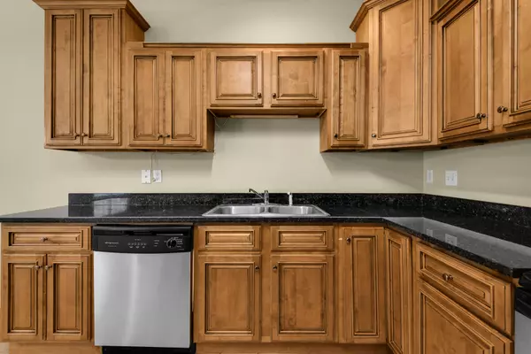 Fort Walton Beach, FL 32547,765 Pine Alley Street