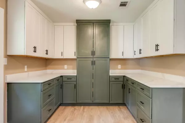 Crestview, FL 32539,5593 Galaxy Drive