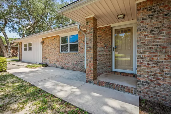 102 Duke Drive, Niceville, FL 32578