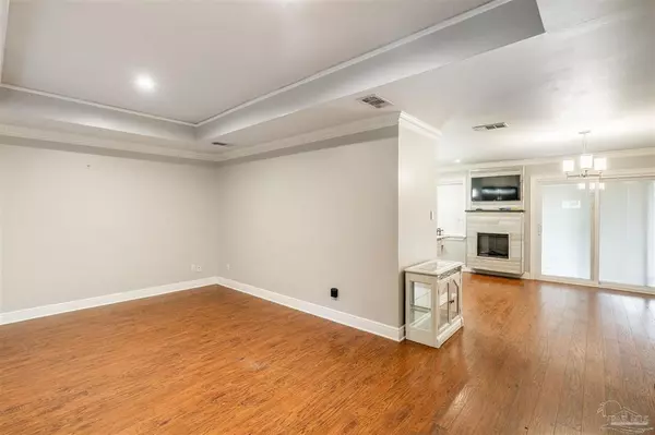 Destin, FL 32541,706 Whippoorwill Lane  #1