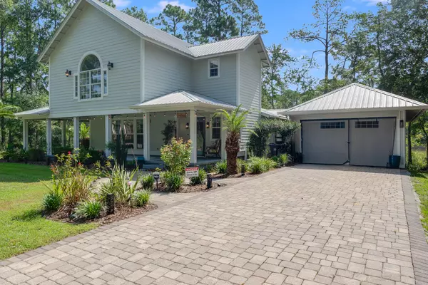 Freeport, FL 32439,65 Island Grove Drive