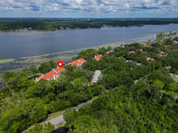 Niceville, FL 32578,48 Marina Cove Drive #104