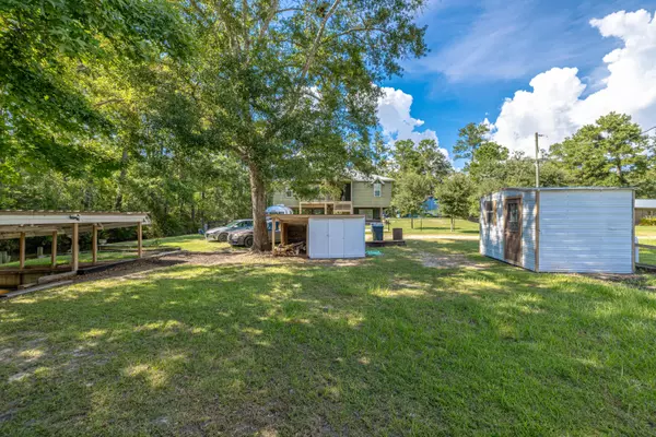 Vernon, FL 32462,151 Swamp Haven Road