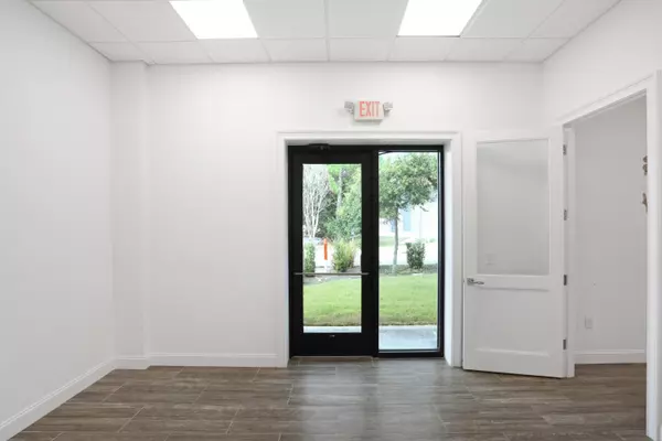 Miramar Beach, FL 32550,220 Business Centre Drive