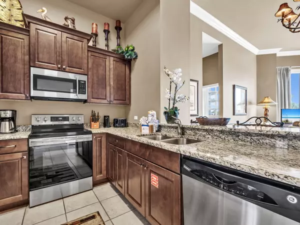 Destin, FL 32541,15300 Emerald Coast Parkway  #202