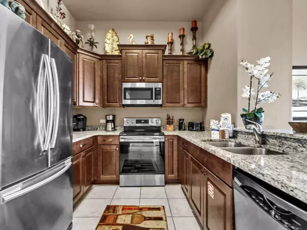 Destin, FL 32541,15300 Emerald Coast Parkway #202