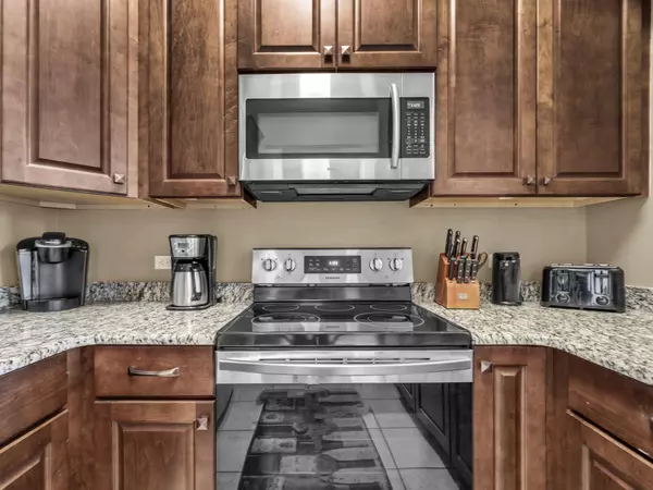 Destin, FL 32541,15300 Emerald Coast Parkway #202