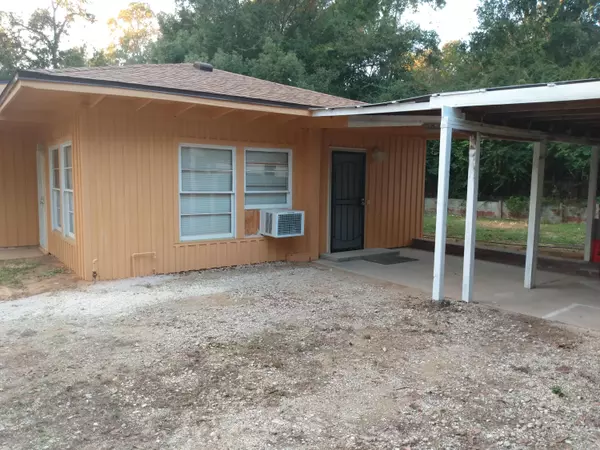 Pensacola, FL 32506,4 Banks Drive