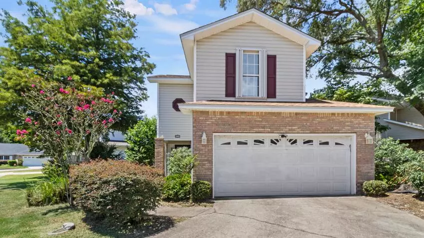 933 Scenic Oak Lane, Fort Walton Beach, FL 32547