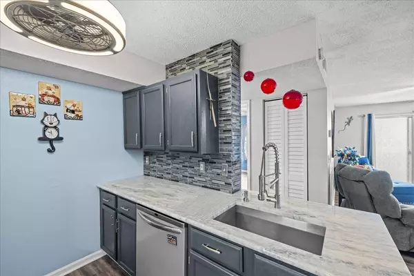 Destin, FL 32541,4075 Dancing Cloud Court  #206