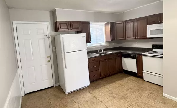 Fort Walton Beach, FL 32547,322 Pelham Road  #B