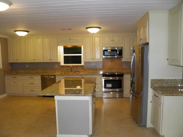Fort Walton Beach, FL 32547,203 Yancey Street