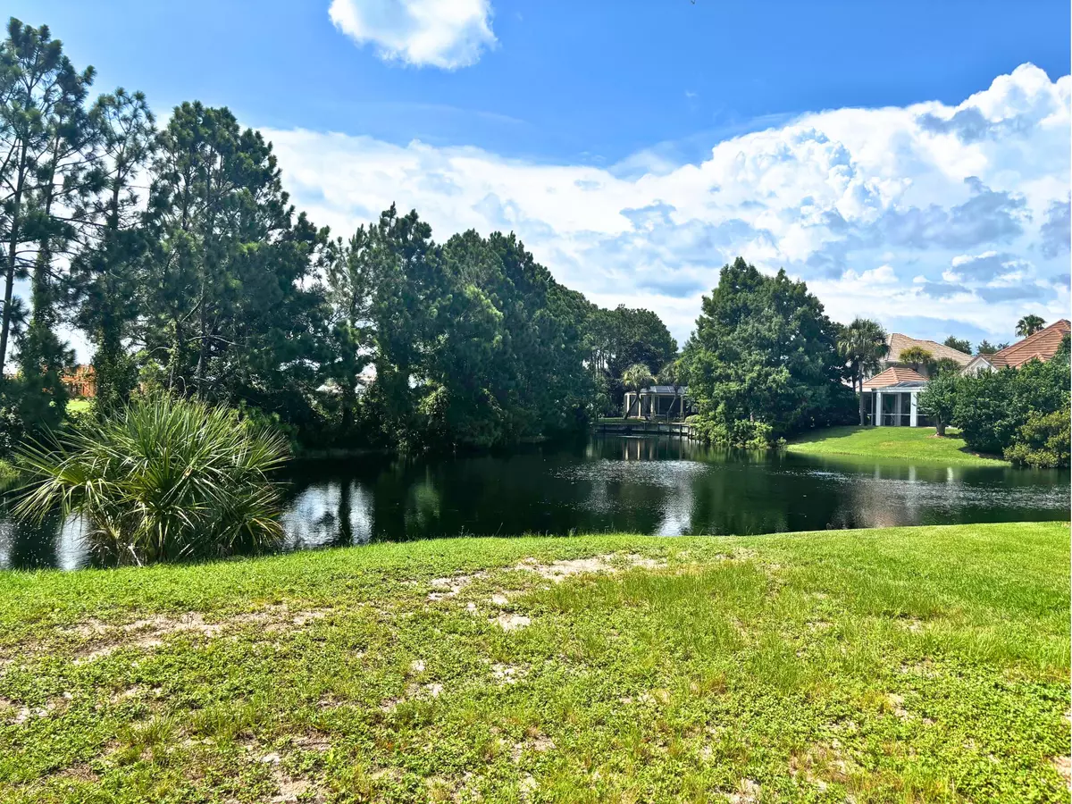 Destin, FL 32541,258 Calusa Boulevard