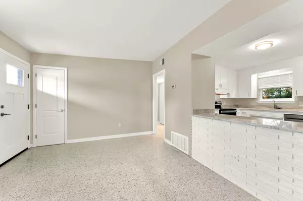 City Of Pensacola, FL 32504,3645 Creighton Road