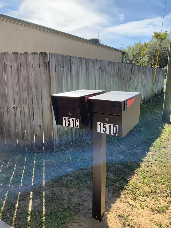 Valparaiso, FL 32580,137 N John Sims Parkway  #151C