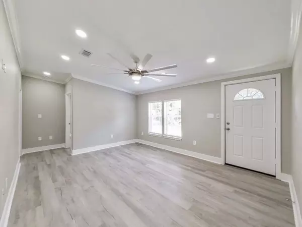 Crestview, FL 32536,630 W Griffith Avenue