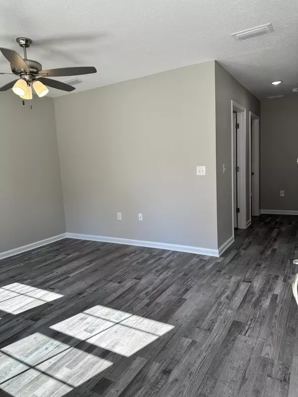Crestview, FL 32539,608 Lee Avenue  #B