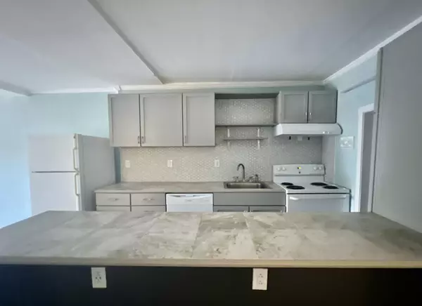 Mary Esther, FL 32569,209 W Miracle Strip Parkway  #APT A304