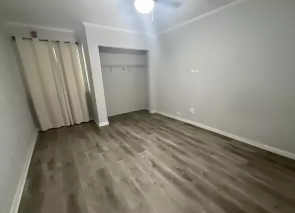 Mary Esther, FL 32569,209 W Miracle Strip Parkway #APT A304