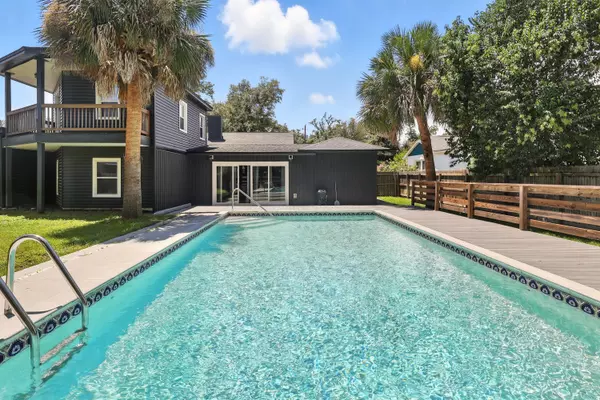 328 S Palo Alto Avenue, Panama City, FL 32401