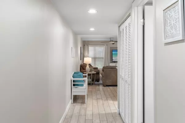 Miramar Beach, FL 32550,9815 US Hwy 98 W  #208