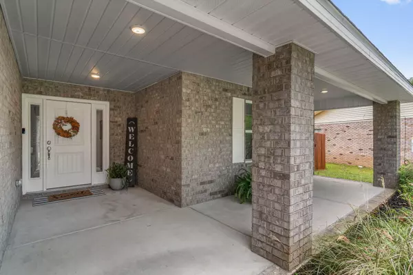 Pensacola, FL 32534,829 Maple Woods Circle