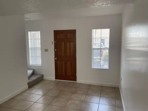 Fort Walton Beach, FL 32548,40 NW Wright Parkway  #A