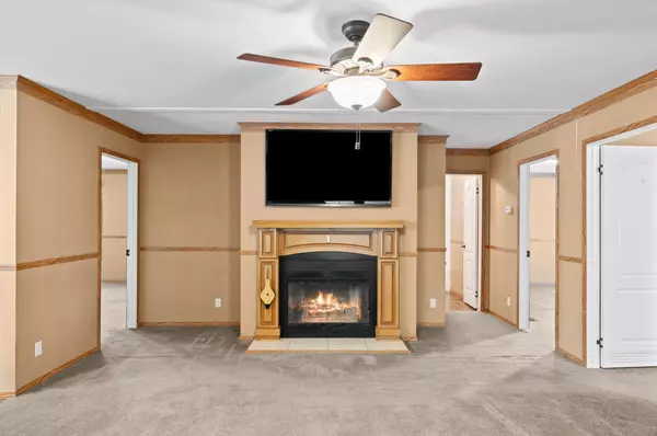 Defuniak Springs, FL 32433,350 W Dogwood Avenue