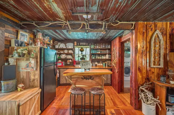 Wing, AL 36483,54 Wing Road