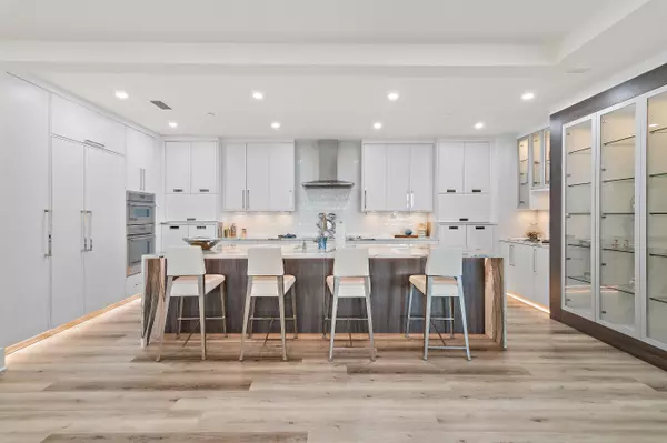 Destin, FL 32541,404 Kelly Plantation Drive  #605