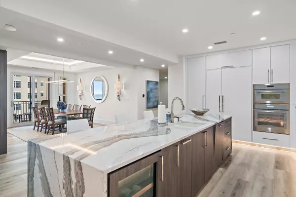 Destin, FL 32541,404 Kelly Plantation Drive  #605