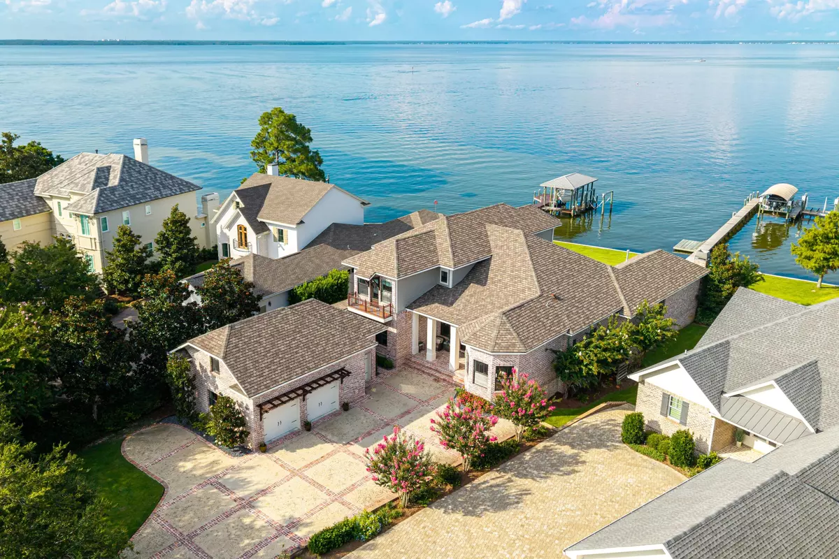 Destin, FL 32541,907 Peacock's Point Drive