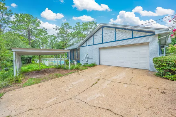 Crestview, FL 32536,5770 Wildwood Road