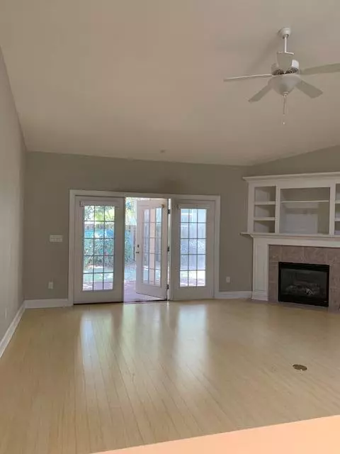 Destin, FL 32541,4210 Jade Loop